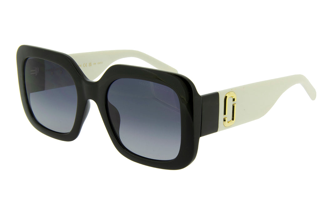 MARC JACOBS 647