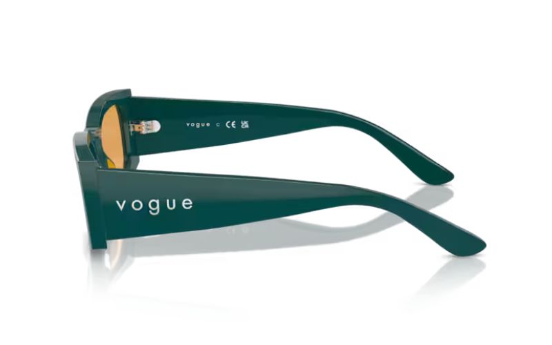 VOGUE 5584